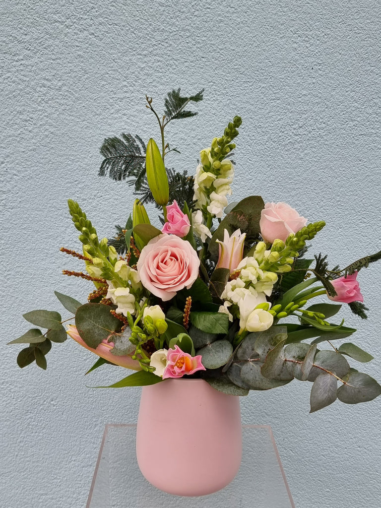 Pink A Boo, All our favourite pink and white market fresh, feminine blooms beautifully presented in a in pink, belly vase, to make a stunning statement. Kilbirnie Florist, Lyall Bay Florist ,Wellington Florist , Flowers Wellington